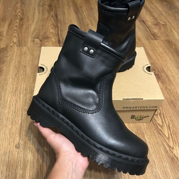 Dr. Martens Shoes - DR MARTENS Anistone LO black leather Chelsea ankle boots booties shoes sz 9 new